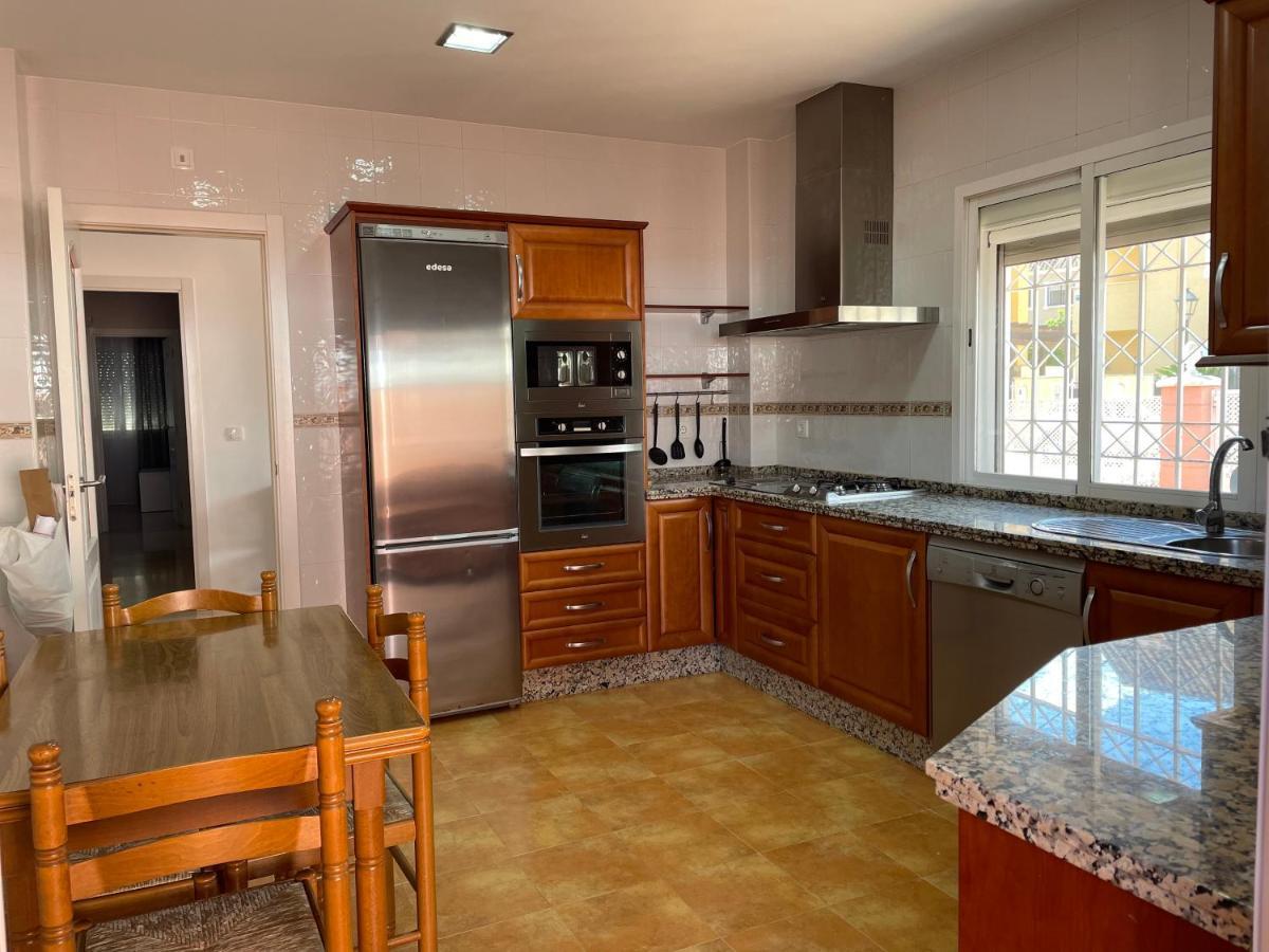 Villa Triana Σεβίλλη Εξωτερικό φωτογραφία