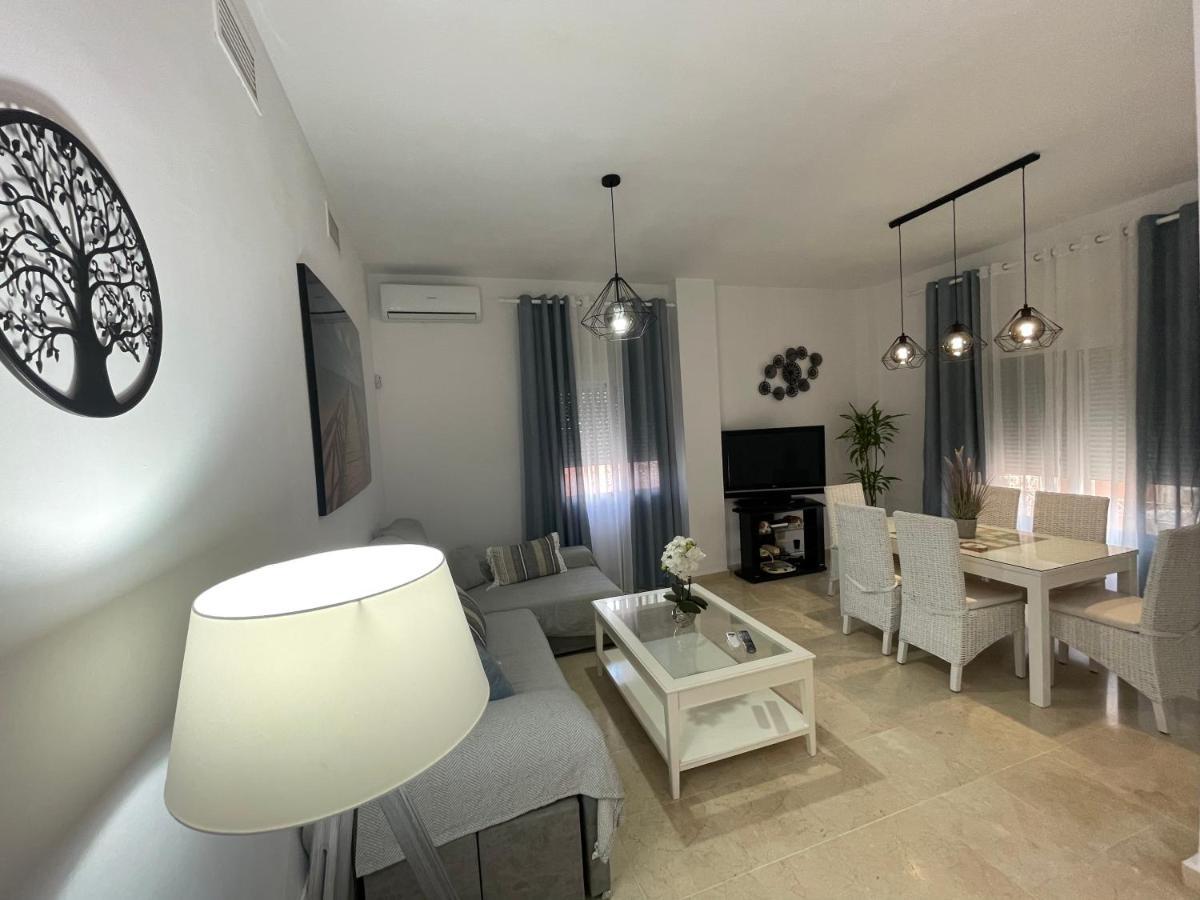 Villa Triana Σεβίλλη Εξωτερικό φωτογραφία